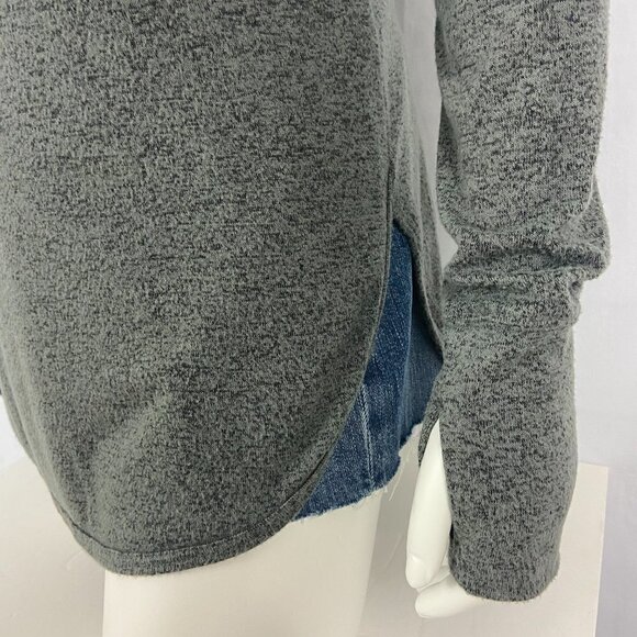Athleta Luxe Pose Thumb Hole Gray Marled Tunic Top Shirt Size M NWOT - Picture 4 of 5
